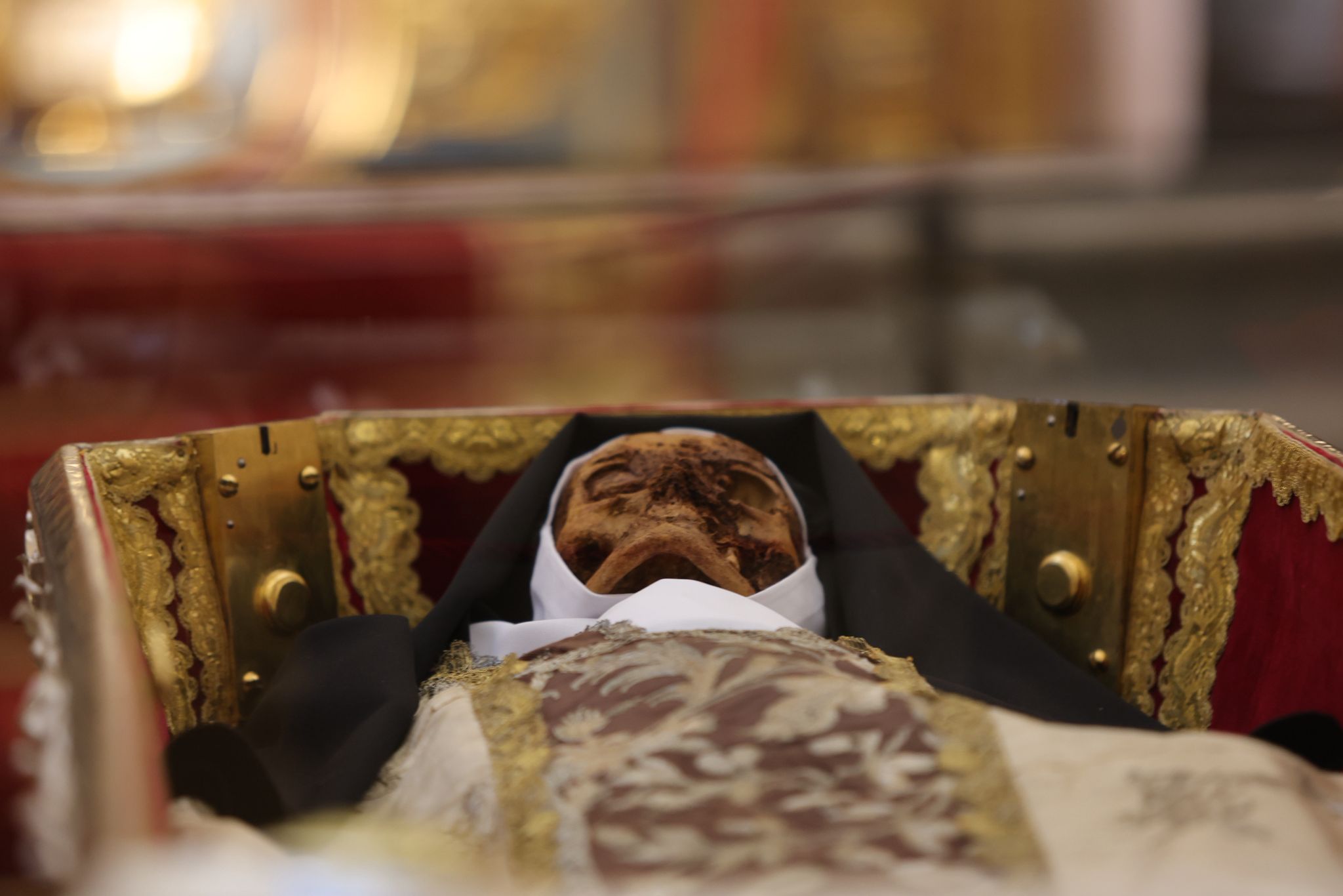 La exposición de Santa Teresa en Alba de Tormes, en imágenes