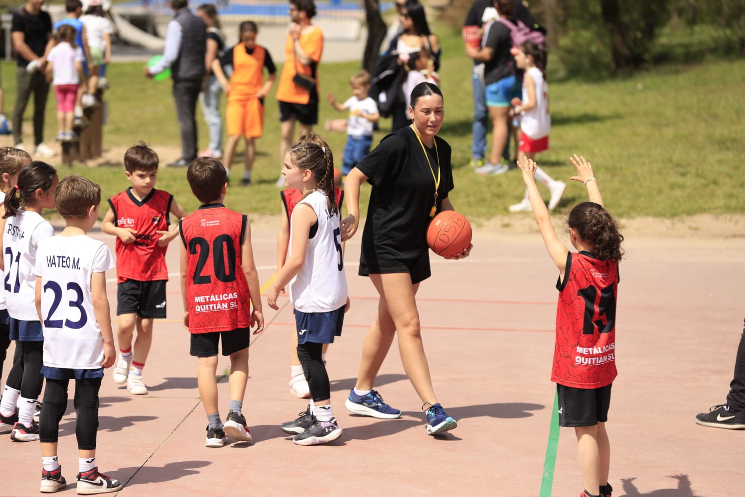 Día del Minibasket en Salamanca: once horas entre canastas