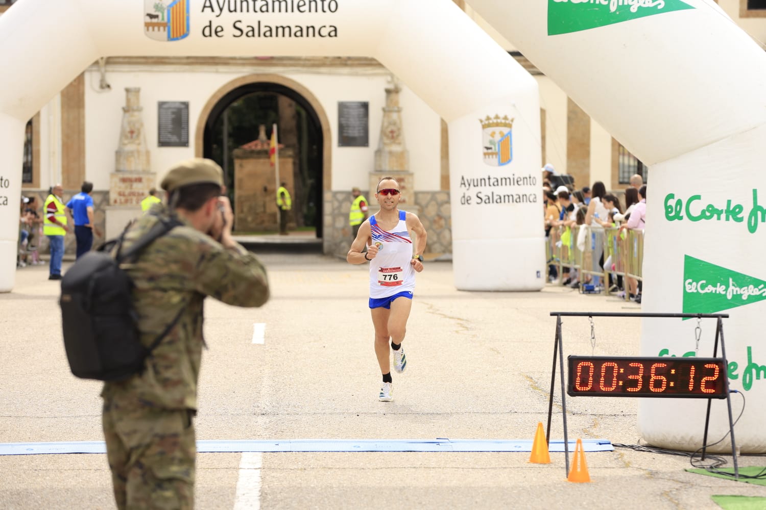 La XIII Carrera Cívico-Militar &#039;San Fernando&#039; de Salamanca, en imágenes