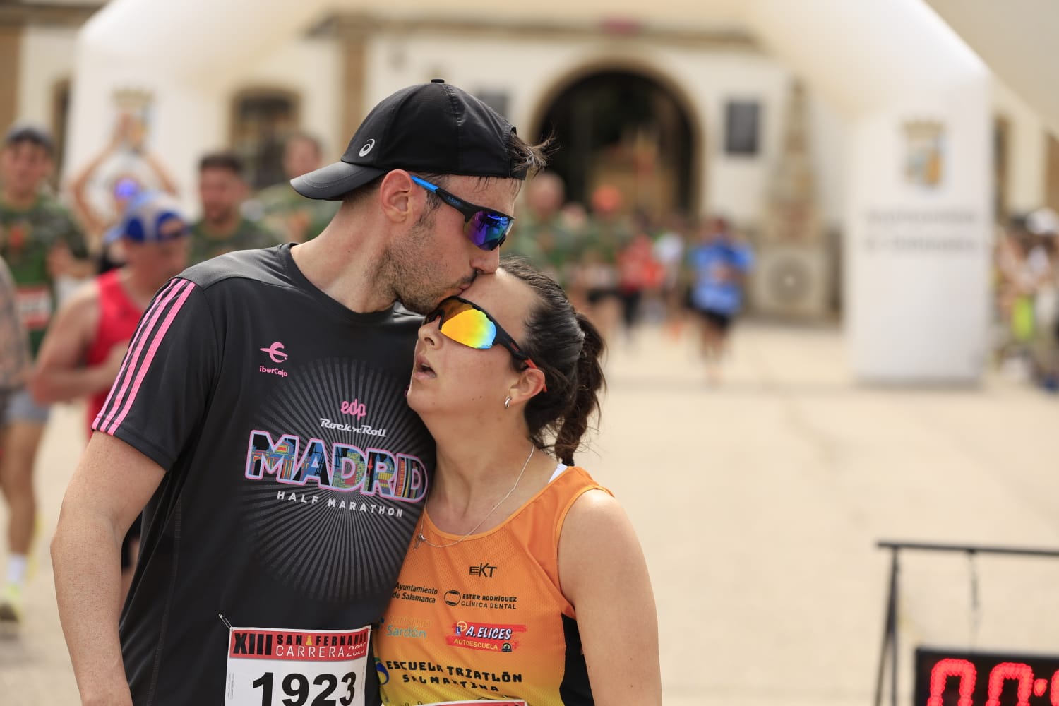 La XIII Carrera Cívico-Militar &#039;San Fernando&#039; de Salamanca, en imágenes
