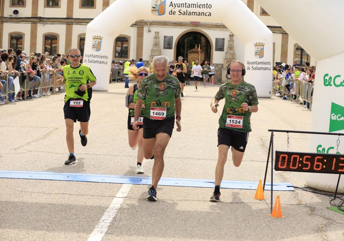 La XIII Carrera Cívico-Militar &#039;San Fernando&#039; de Salamanca, en imágenes