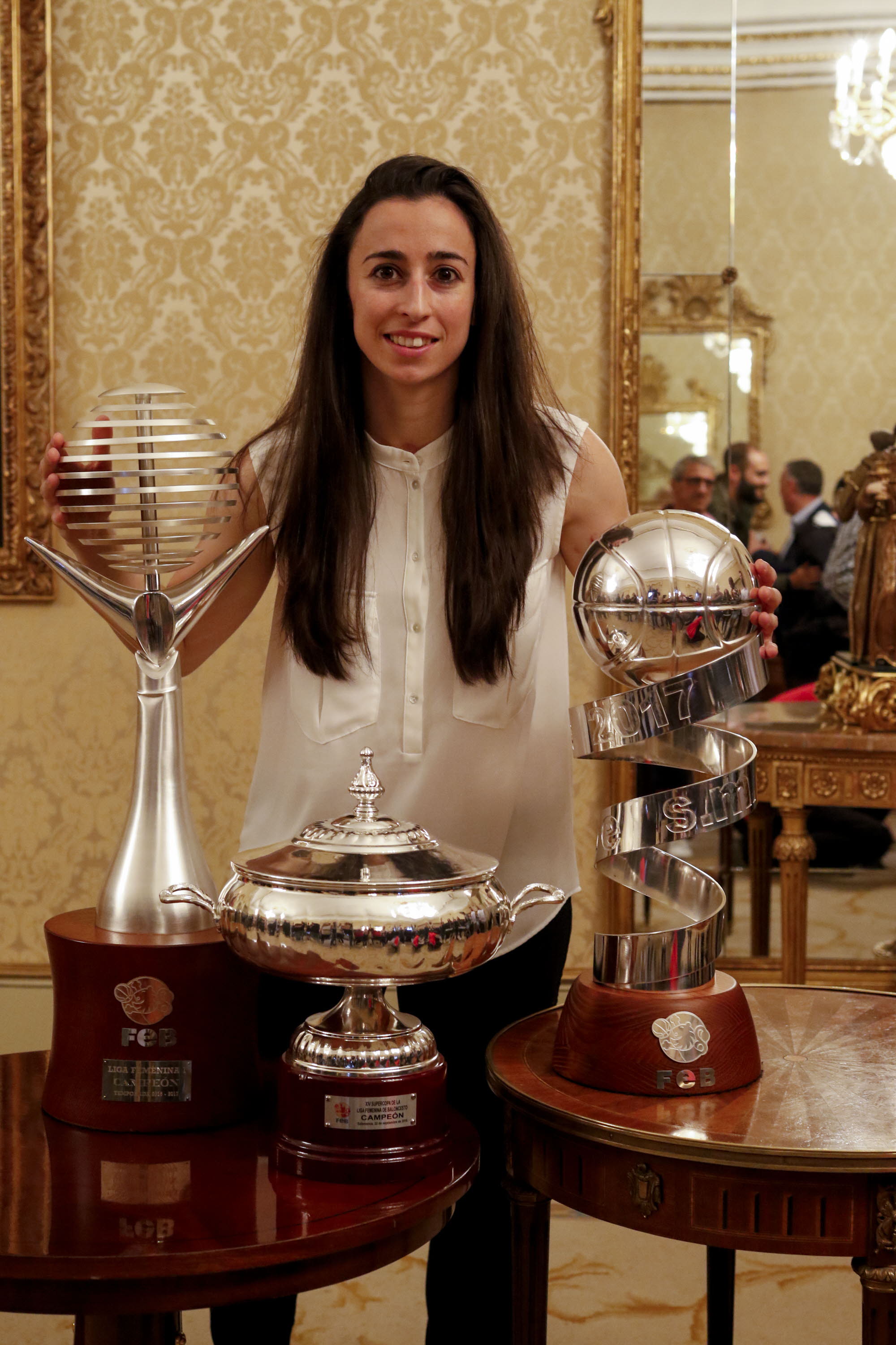 La carrera de Silvia Domínguez, en imágenes