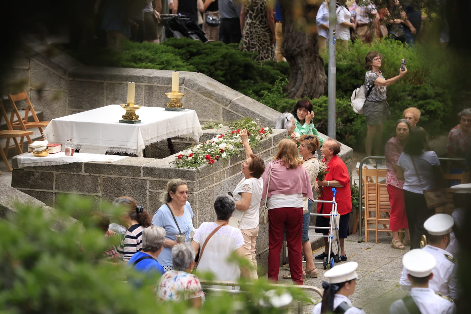 La procesión del Cristo de los Milagros, en imágenes