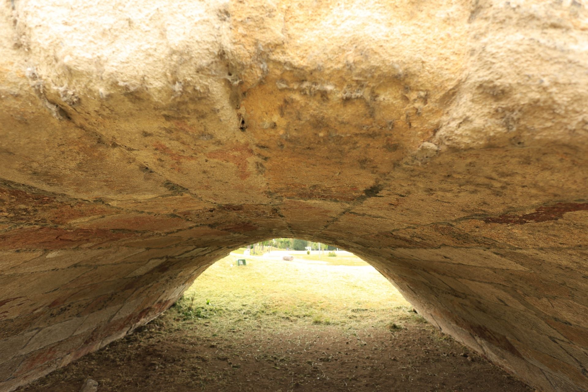 Los daños del Puente Romano de Salamanca que sobrevive a 2.000 años sobre el Tormes