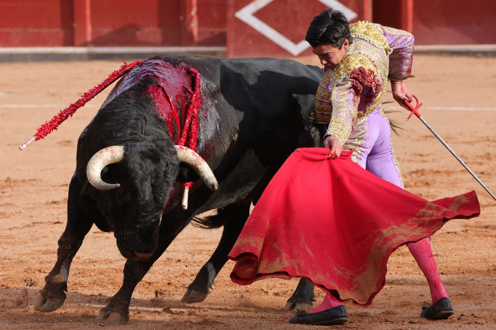 Morante lo vuelve a hacer y contagia su inspiración a Marco Pérez
