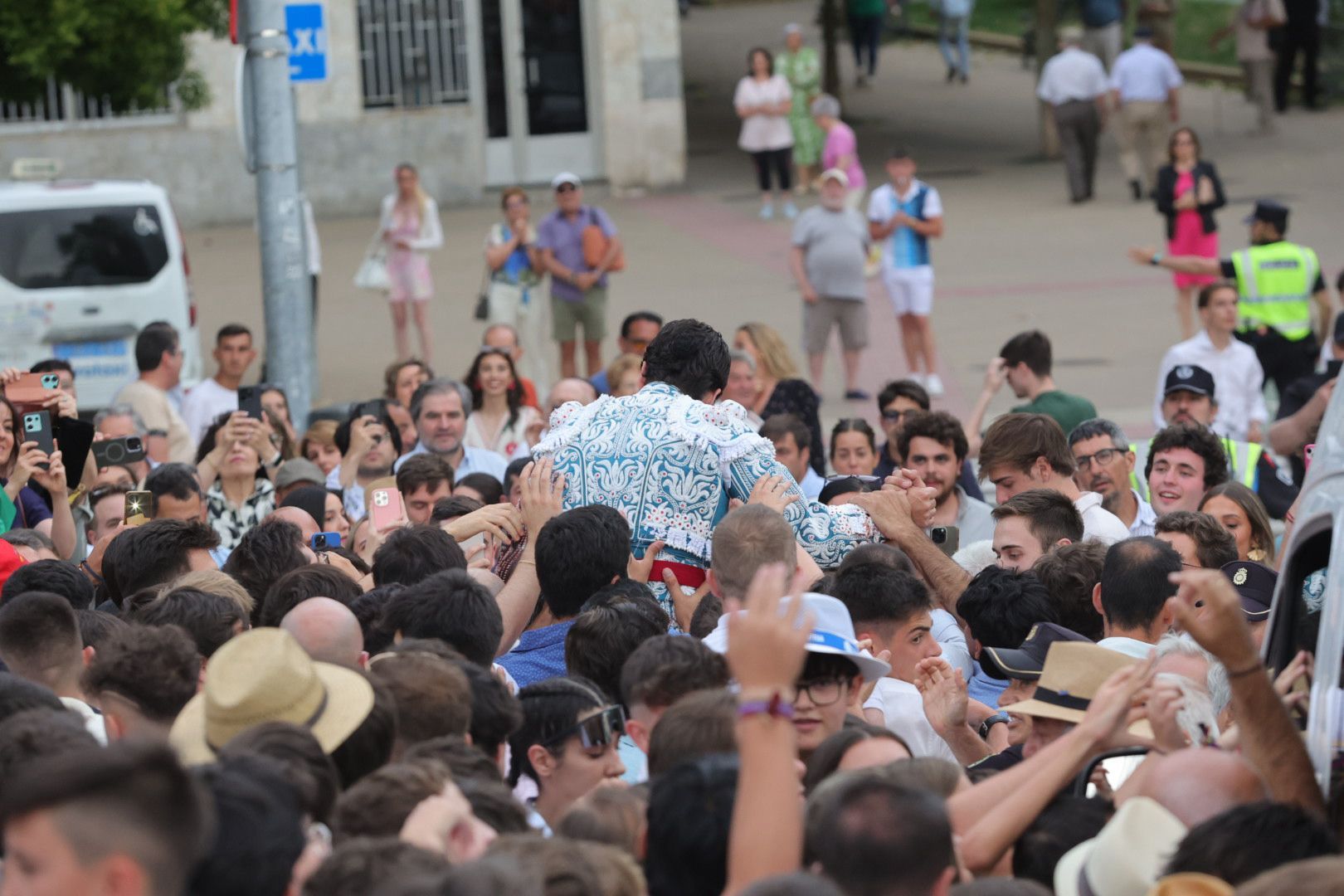 La histórica puerta grande de Morante en La Glorieta, en imágenes