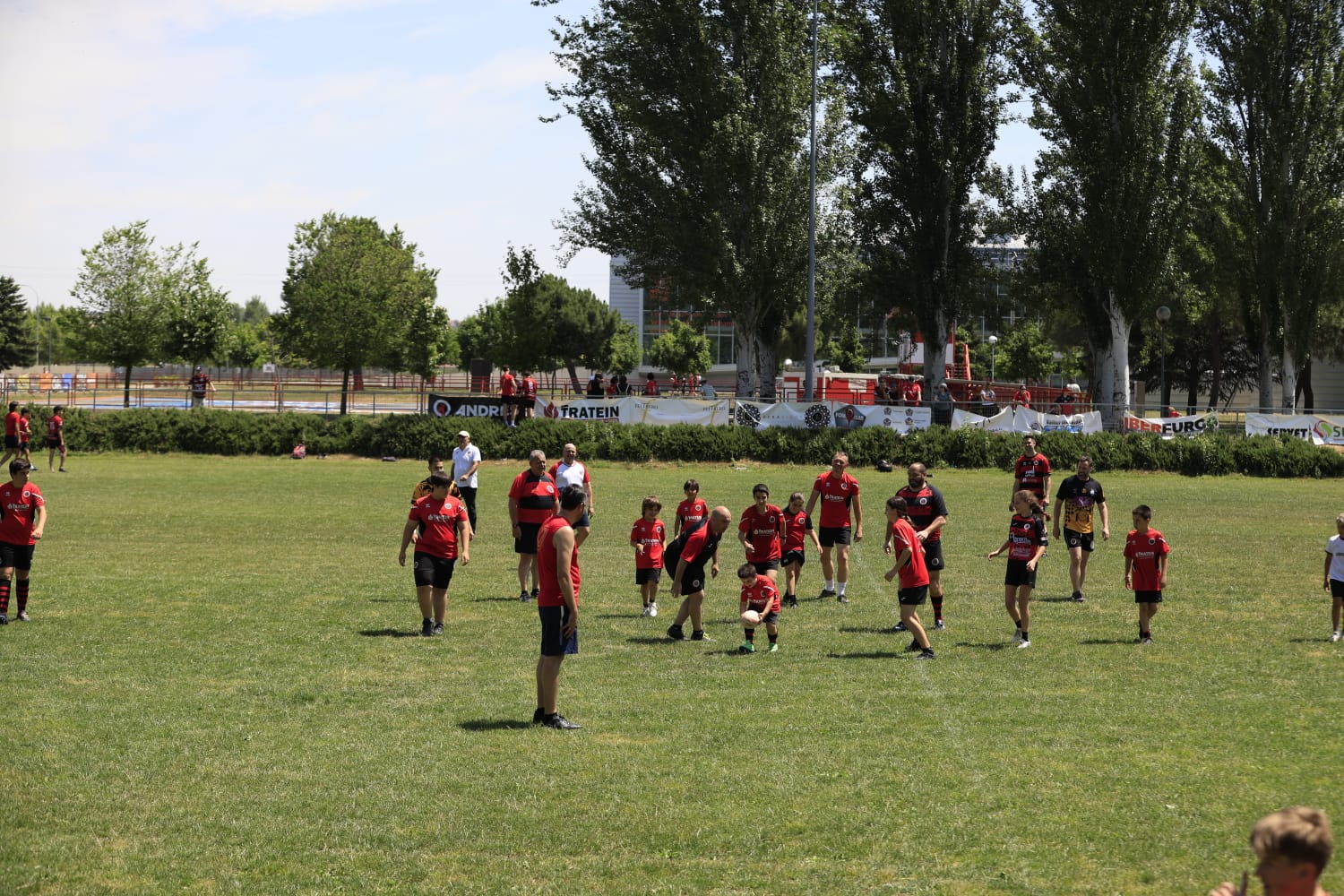 El Salamanca Rugby Club despide la temporada con una gran torneo