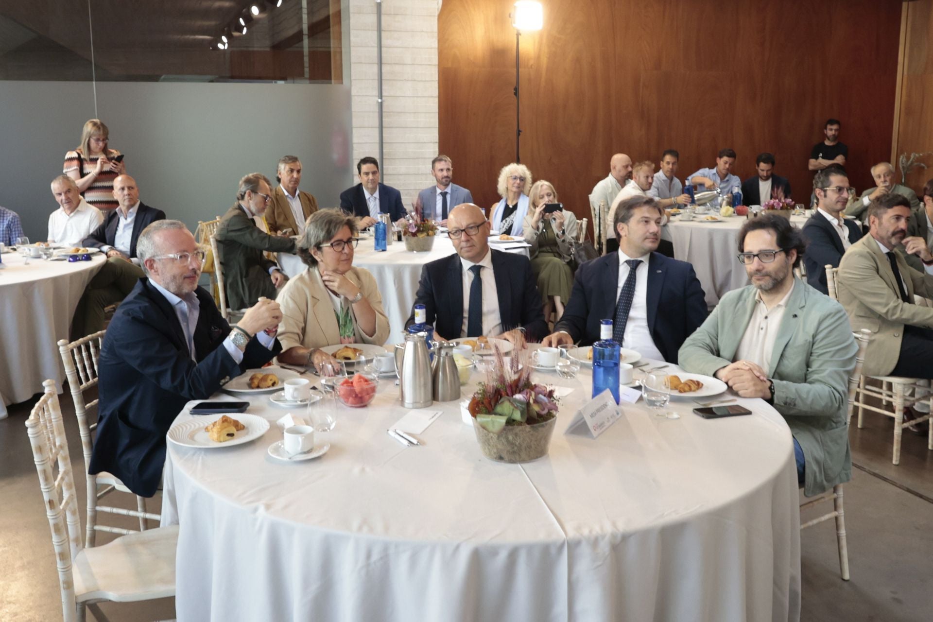 El foro económico de Salamancahoy, en imágenes