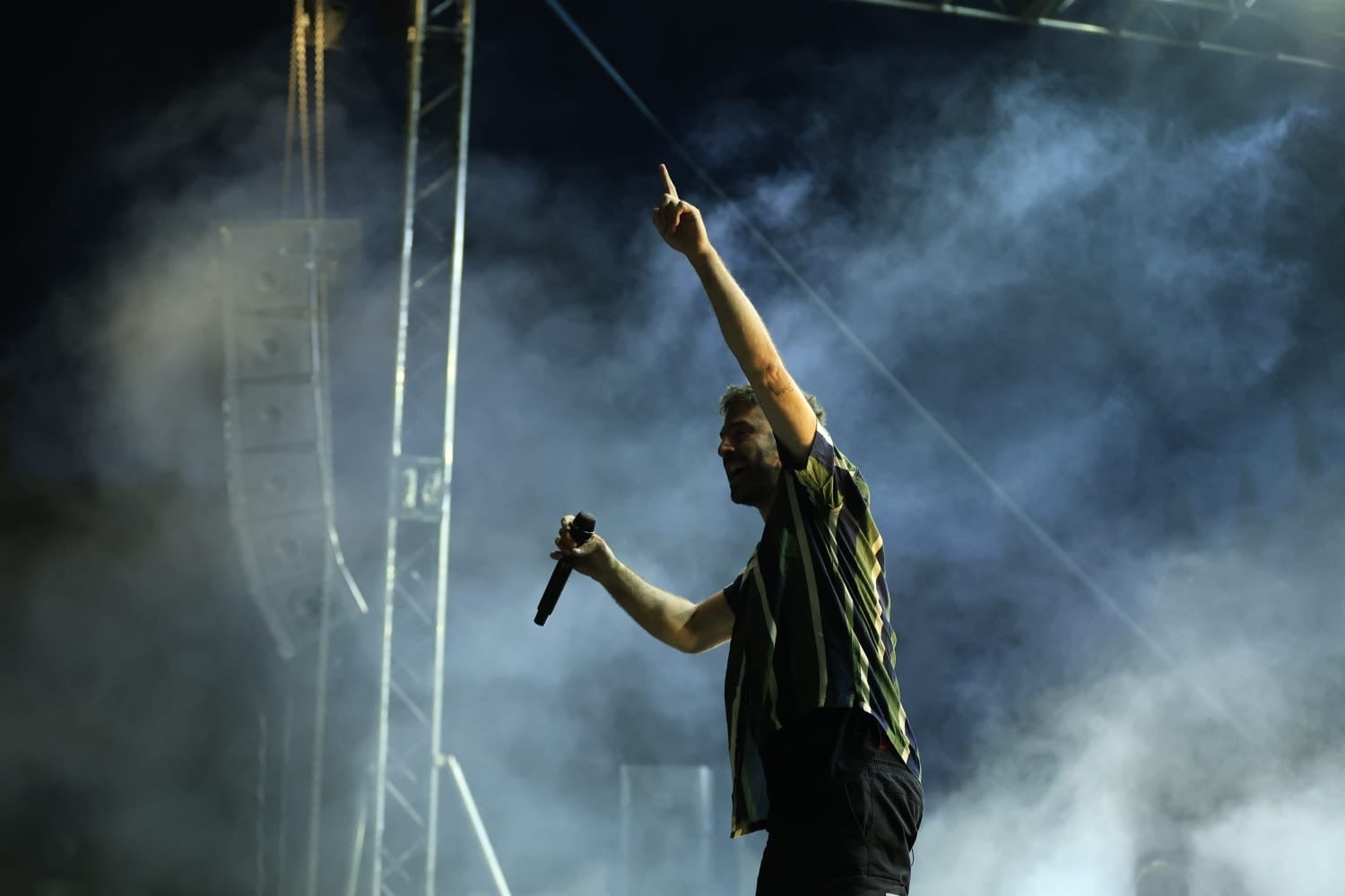Ítaca revoluciona la Plaza Mayor en una nueva jornada del XX Fácyl en Salamanca con música, teatro, humor y espectáculos