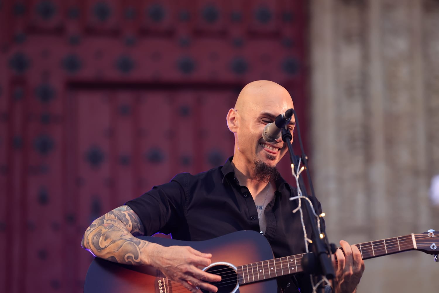 Teatro interactivo y Carlos Escobedo cierran el Fàcyl 2025
