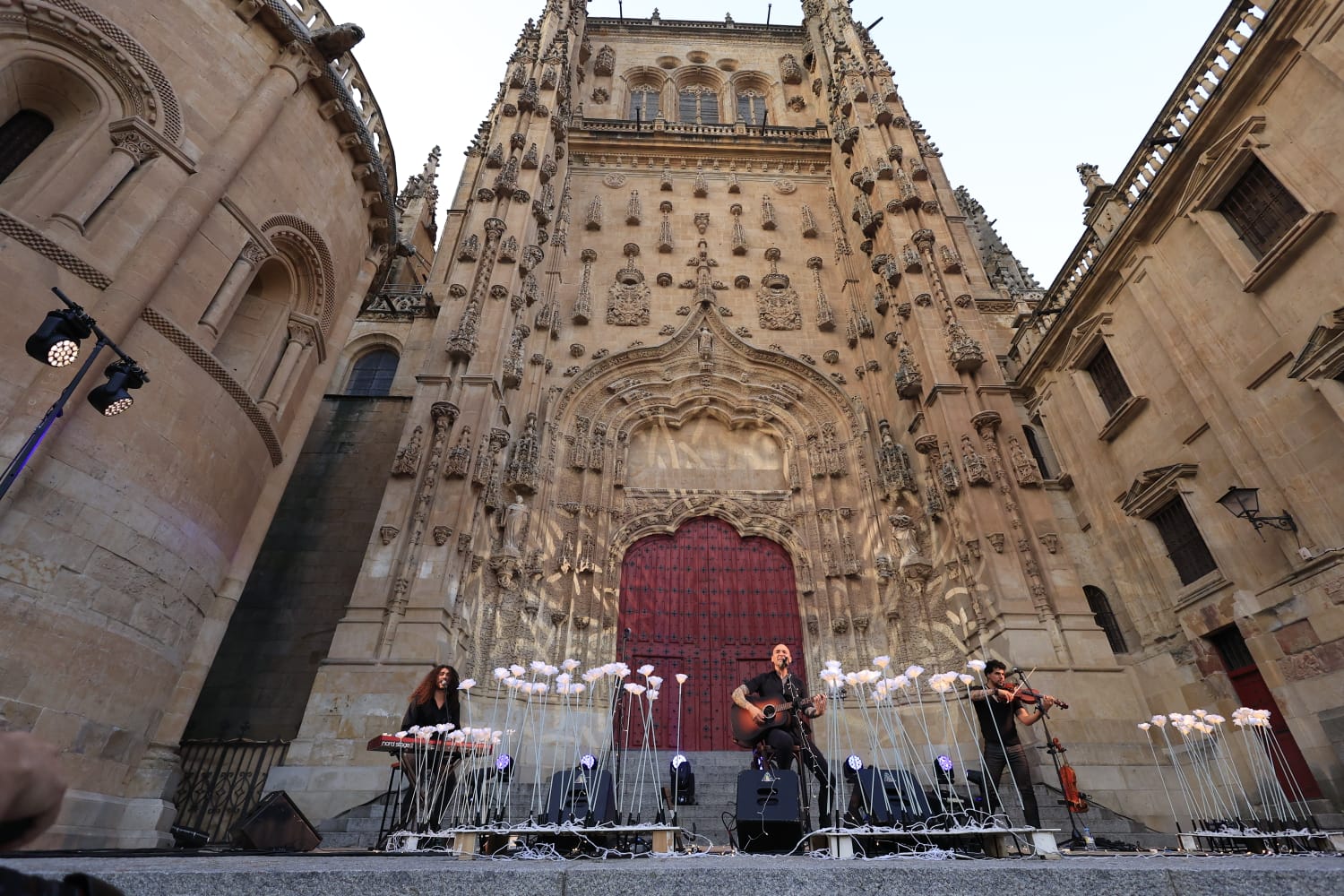 Teatro interactivo y Carlos Escobedo cierran el Fàcyl 2025