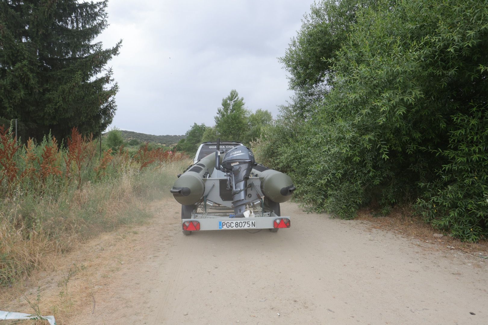 El equipo de buceadores de élite busca ya al joven desaparecido en el Tormes