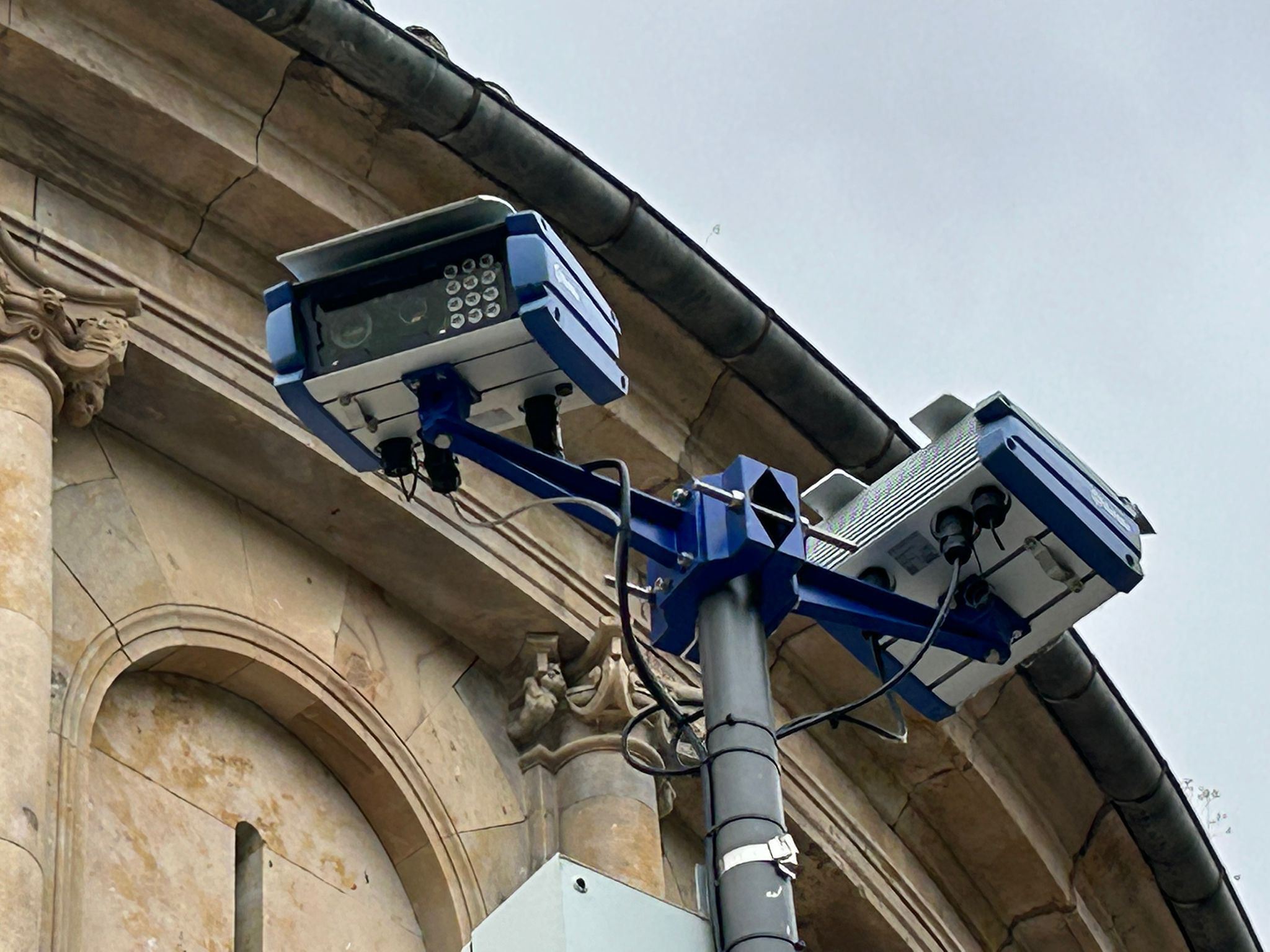 Entrar a las calles peatonales del centro en coche tiene multa: la primera la &#039;paga&#039; el ayuntamiento