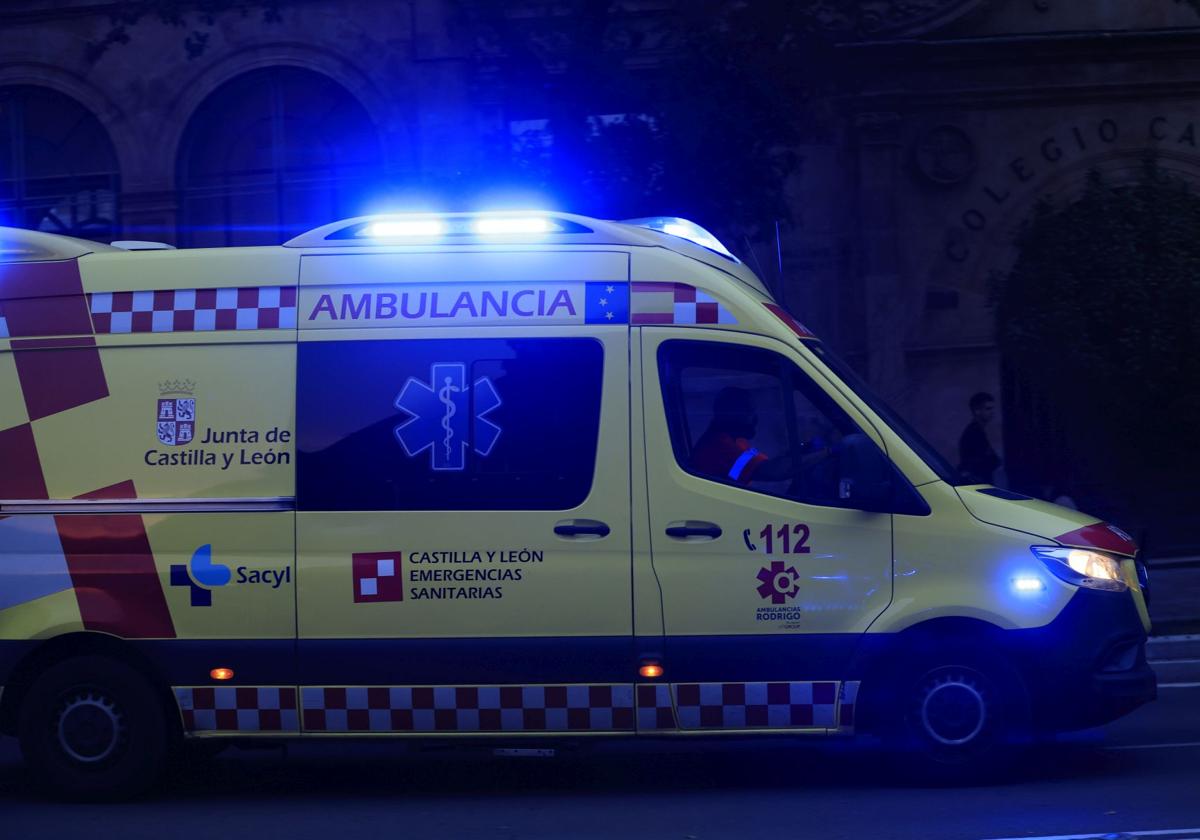 Imagen de archivo de una ambulancia.