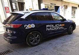 Un coche de la Policía Nacional de Salamanca.