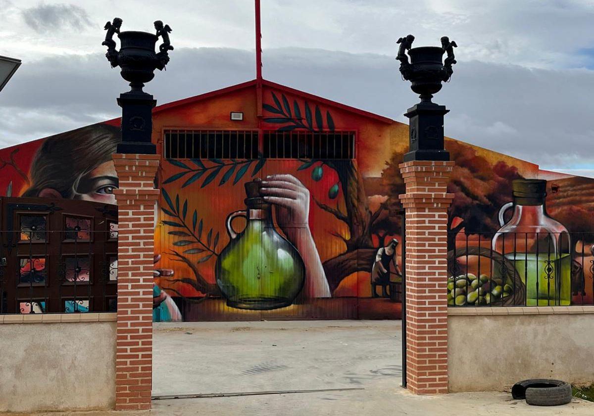 Imagen principal - El Patio de La Casa del Trotamundos anima las noches de Tierra de Campos