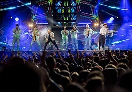 Actuación de la orquesta Panorama.