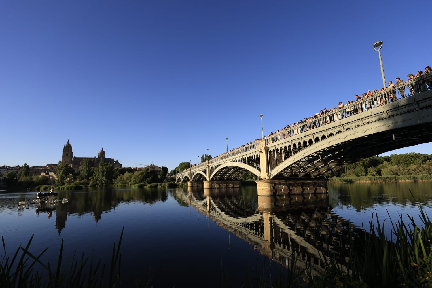 El río Tormes de Salamanca, convertido en un escenario único