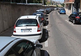Vista de la calle Espronceda, donde se eliminarán 82 plazas gratuitas.