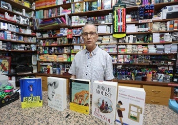 Los cinco libros que recomiendan para el verano una de las librerías más antigua de Salamanca