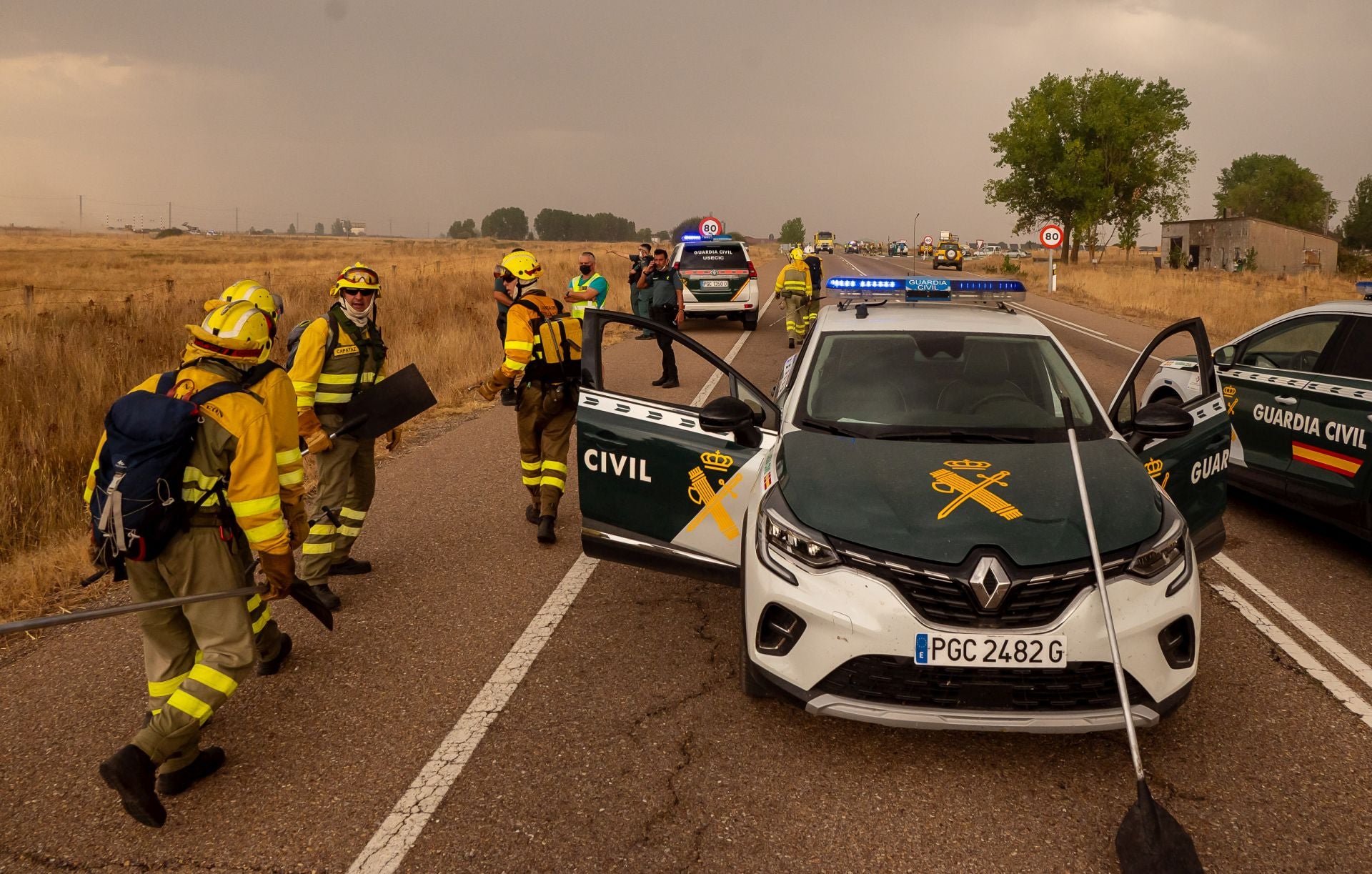 Las dramáticas imágenes del incendio de Martín de Yeltes