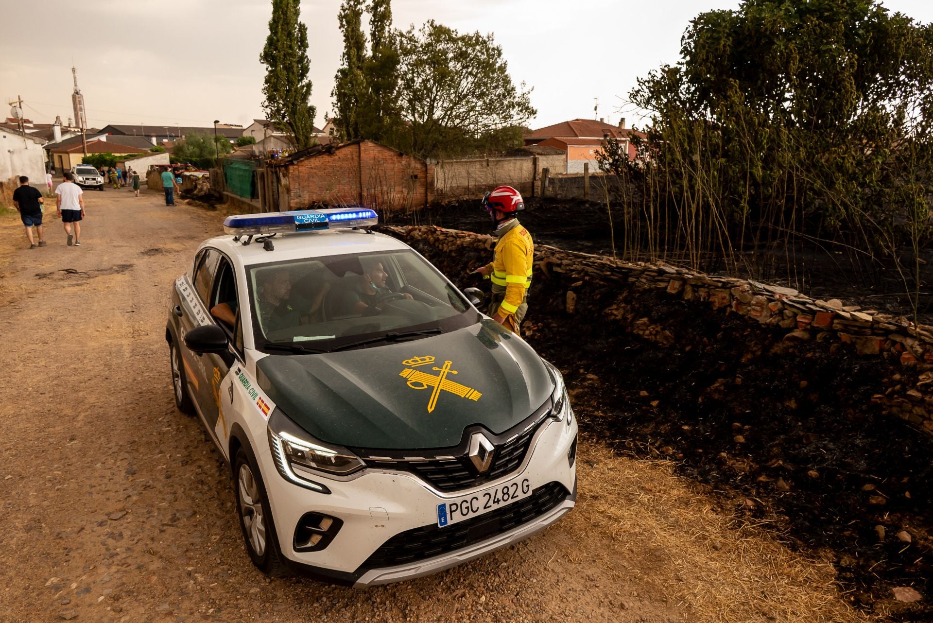 Las dramáticas imágenes del incendio de Martín de Yeltes