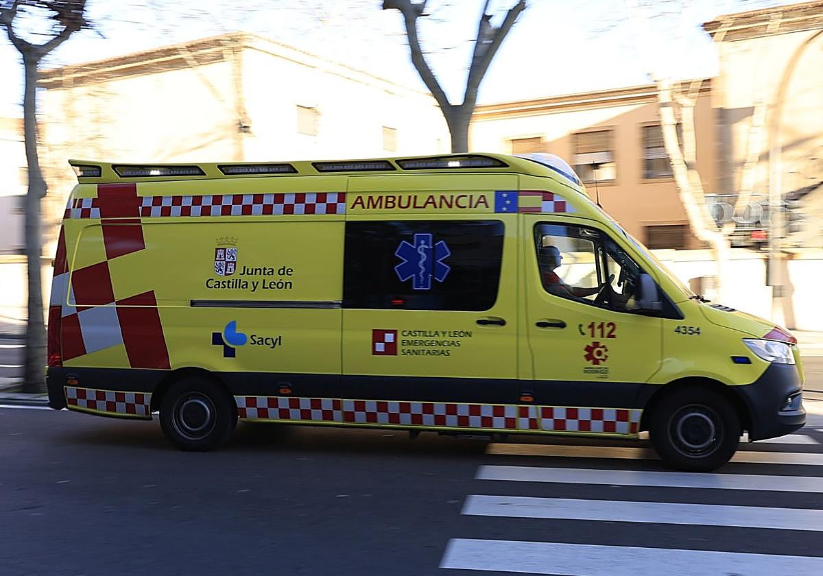 Imagen de archivo de una ambulancia.