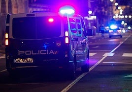 Imagen de archivo de un furgón de la Policía Nacional.