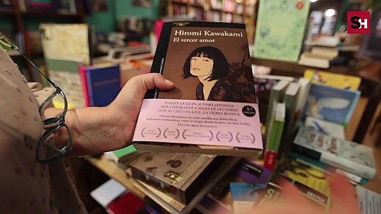 Visitamos la librería La Latina en Salamanca para que nos haga recomendaciones de lectura en verano