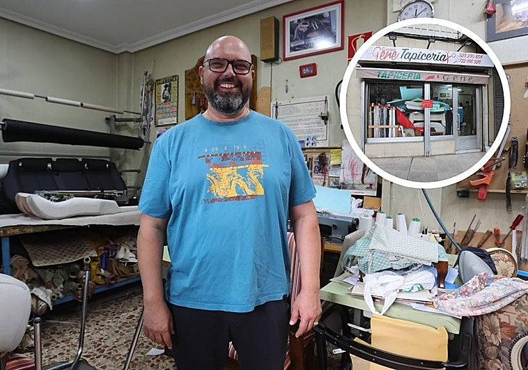 Juan Manuel Rodríguez, segunda generación de 'Tapicería Gene'.