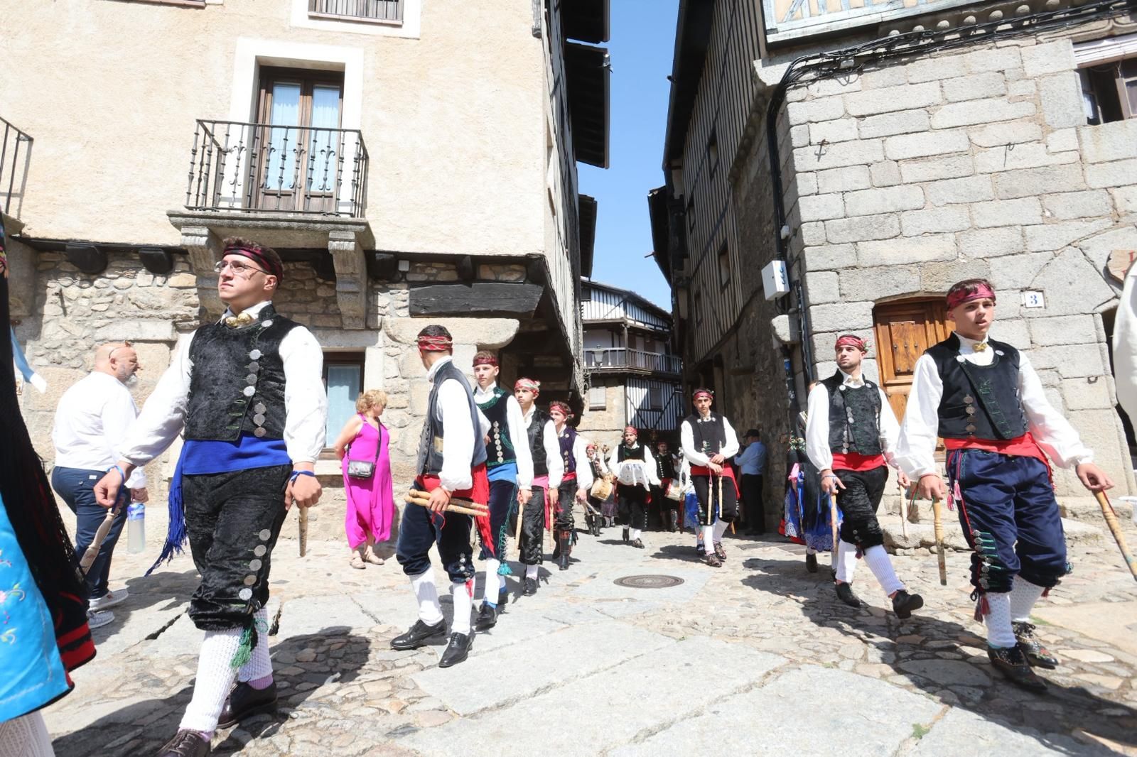 La Alberca &#039;con el corazón dividido entre el fuego y el inicio de las fiestas&#039;