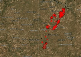 Vista del incendio de Cipérez con la zona afectada este domingo 17 de agosto desde el sistema satelital Copernicus de la Unión Europea.
