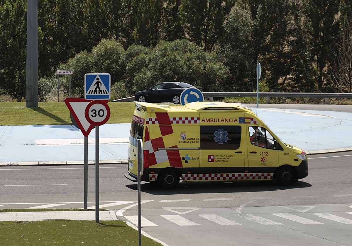 Imagen de archivo de una ambulancia