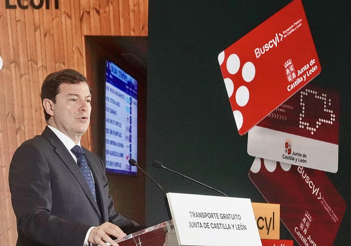 Alfonso Fernández Mañueco, el día de la presentación de la tarjeta Buscyl.