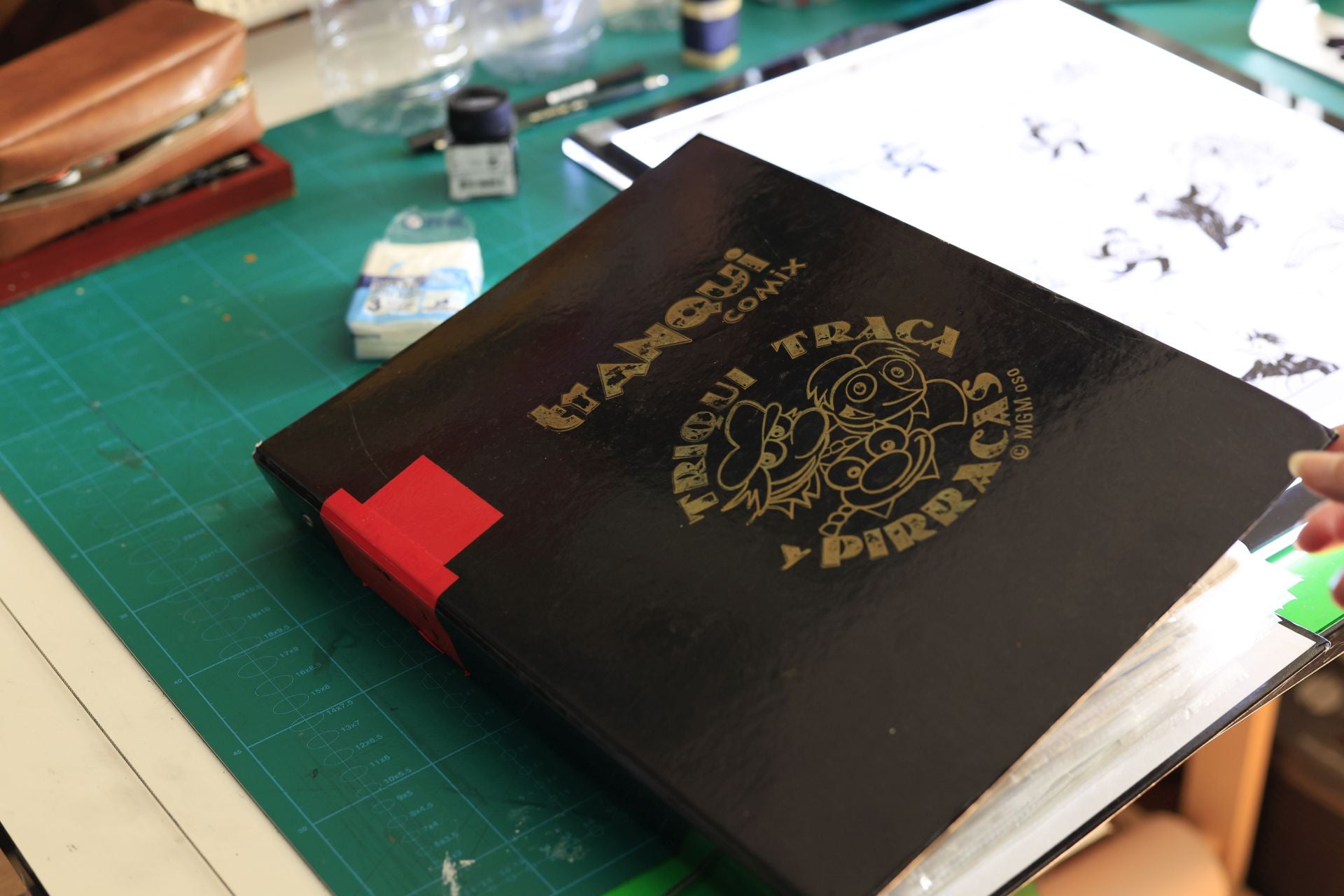 Entramos en el estudio de uno de los pioneros del cómic underground en Salamanca