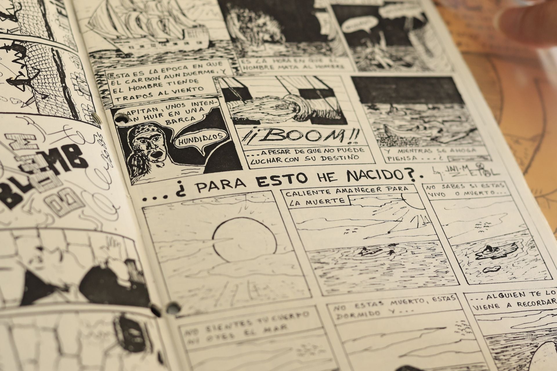 Entramos en el estudio de uno de los pioneros del cómic underground en Salamanca