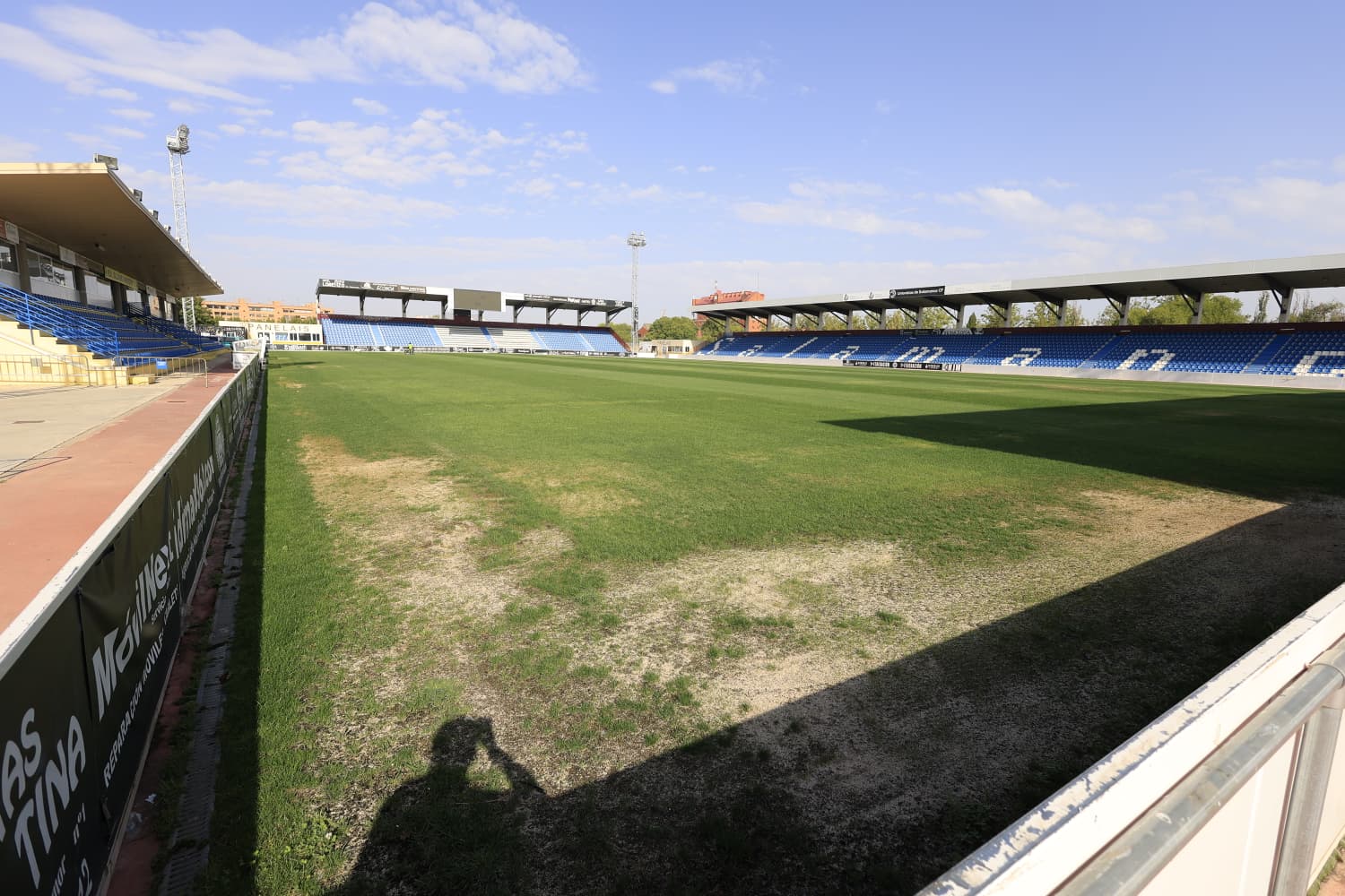Así está el césped del Reina Sofía a cinco días para el comienzo de temporada