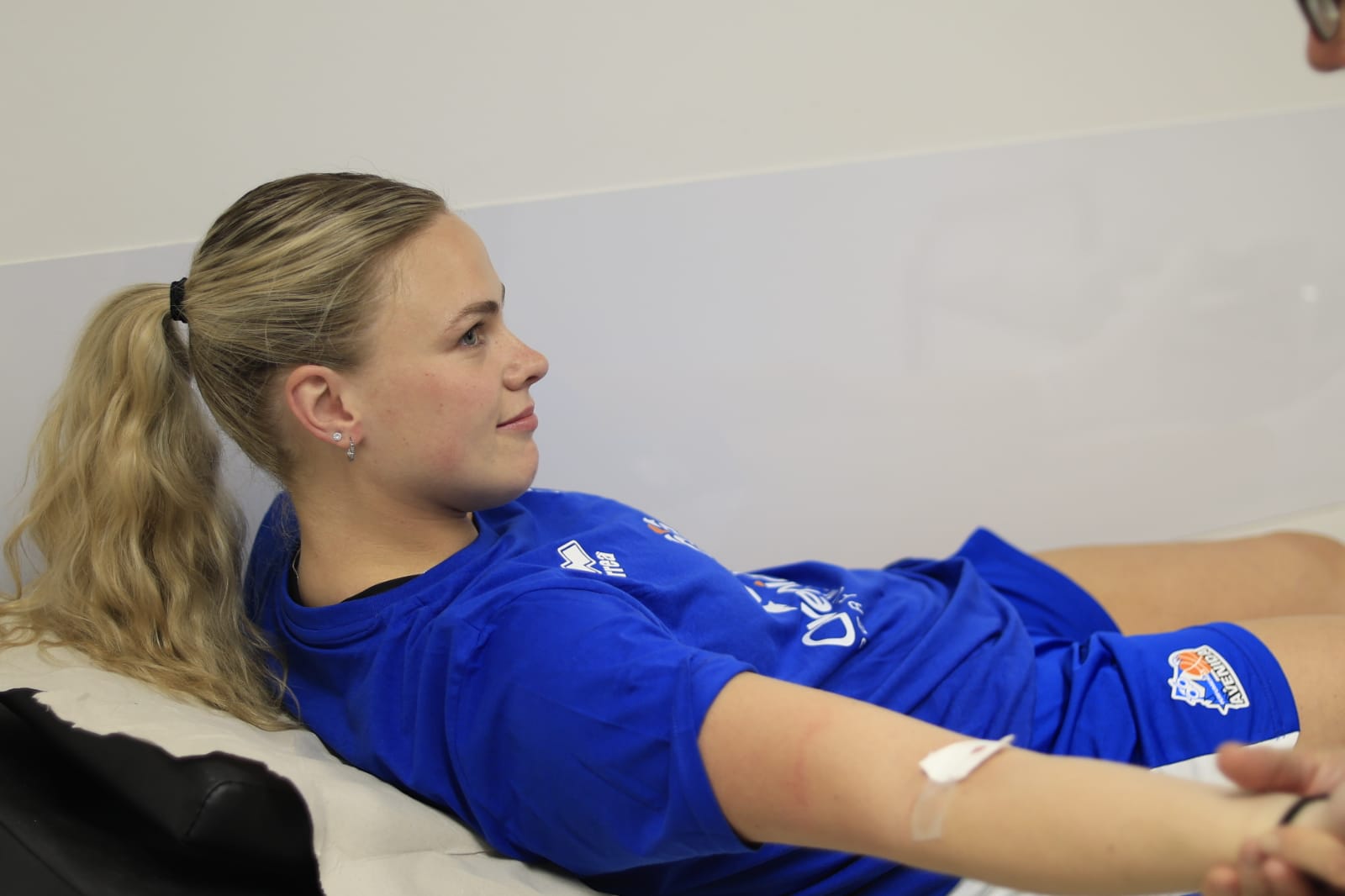 Perfumerías Avenida pasa su primer compromiso: el reconocimiento médico