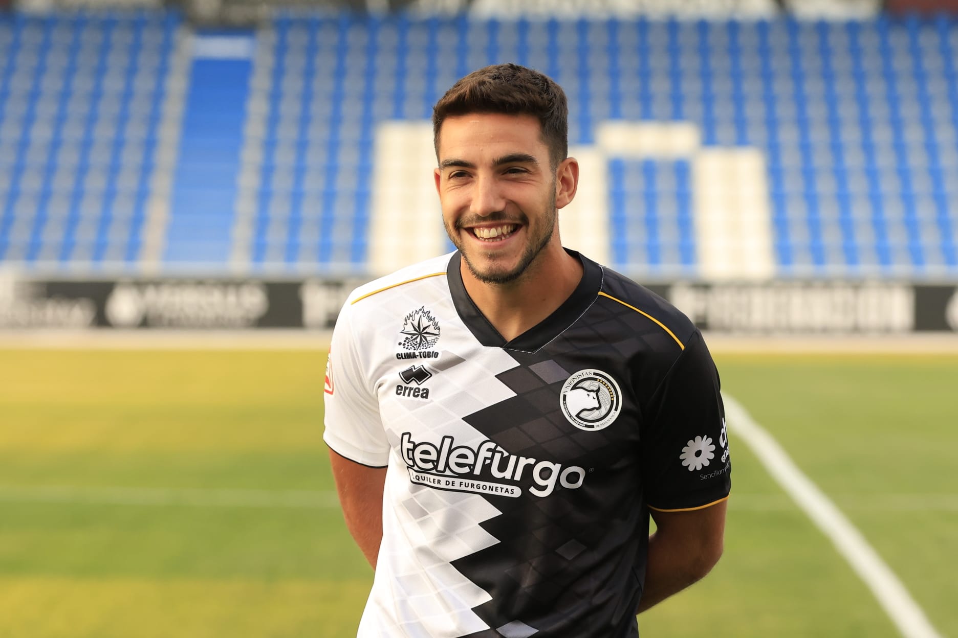 Unionistas se presenta al ocaso y en familia en el Reina Sofía