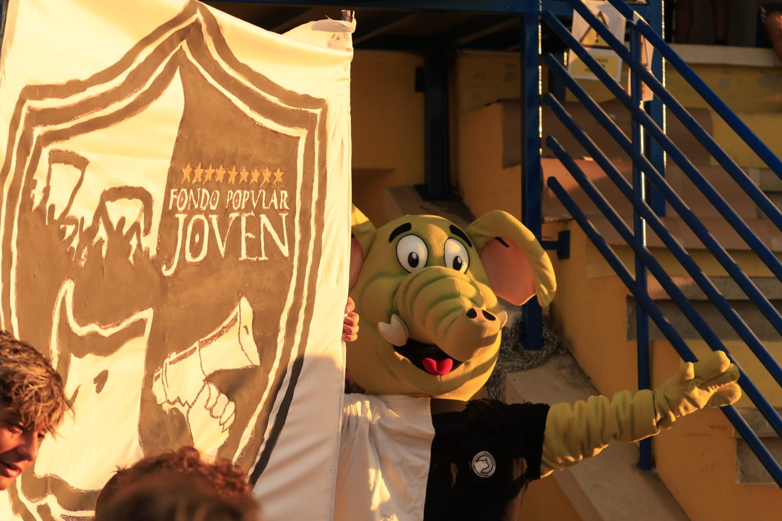 Unionistas se presenta al ocaso y en familia en el Reina Sofía