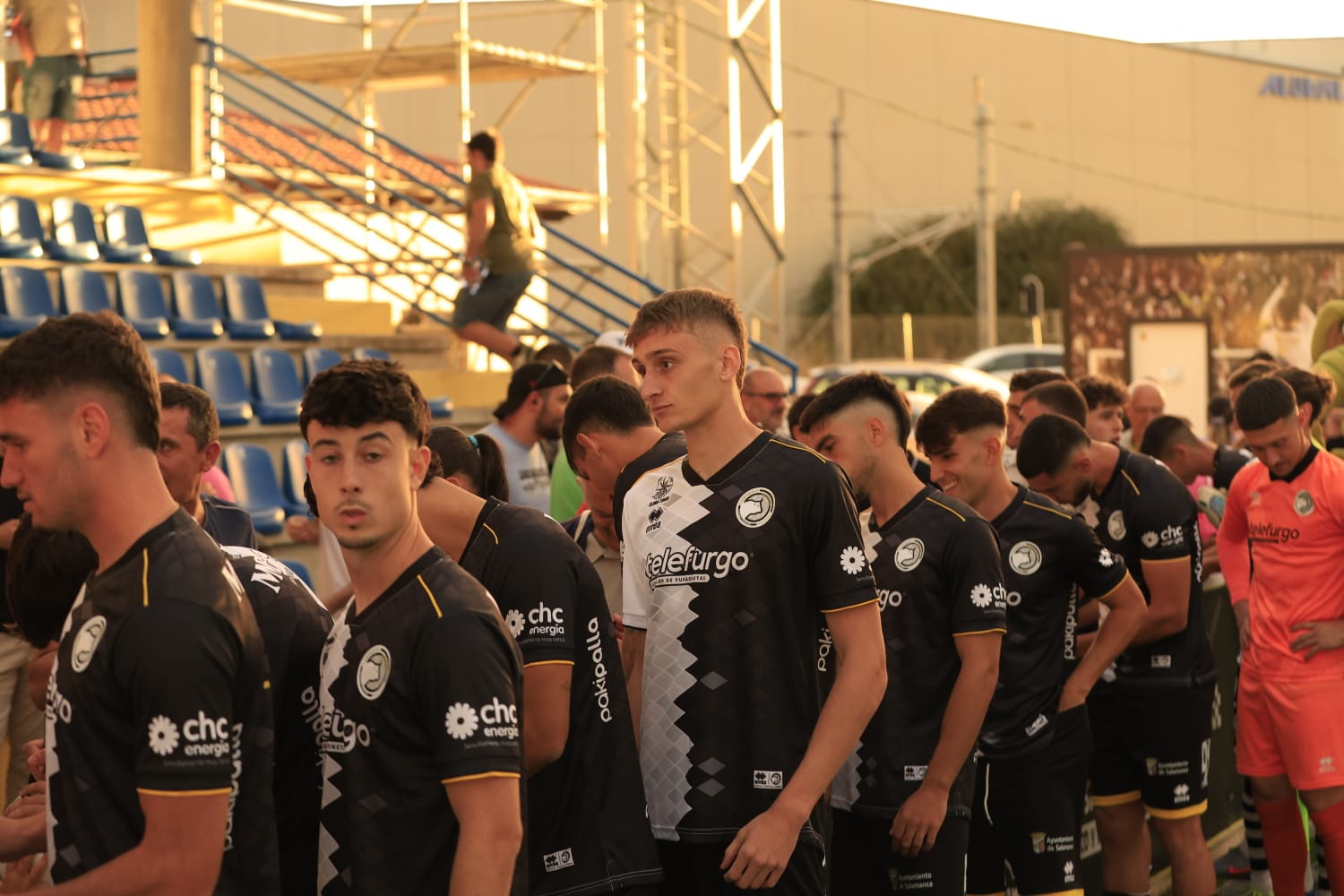 Unionistas se presenta al ocaso y en familia en el Reina Sofía