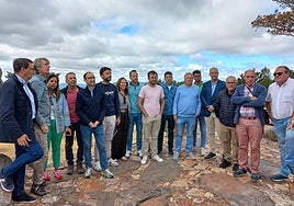 Visita a la zona del incendio de La Alberca.