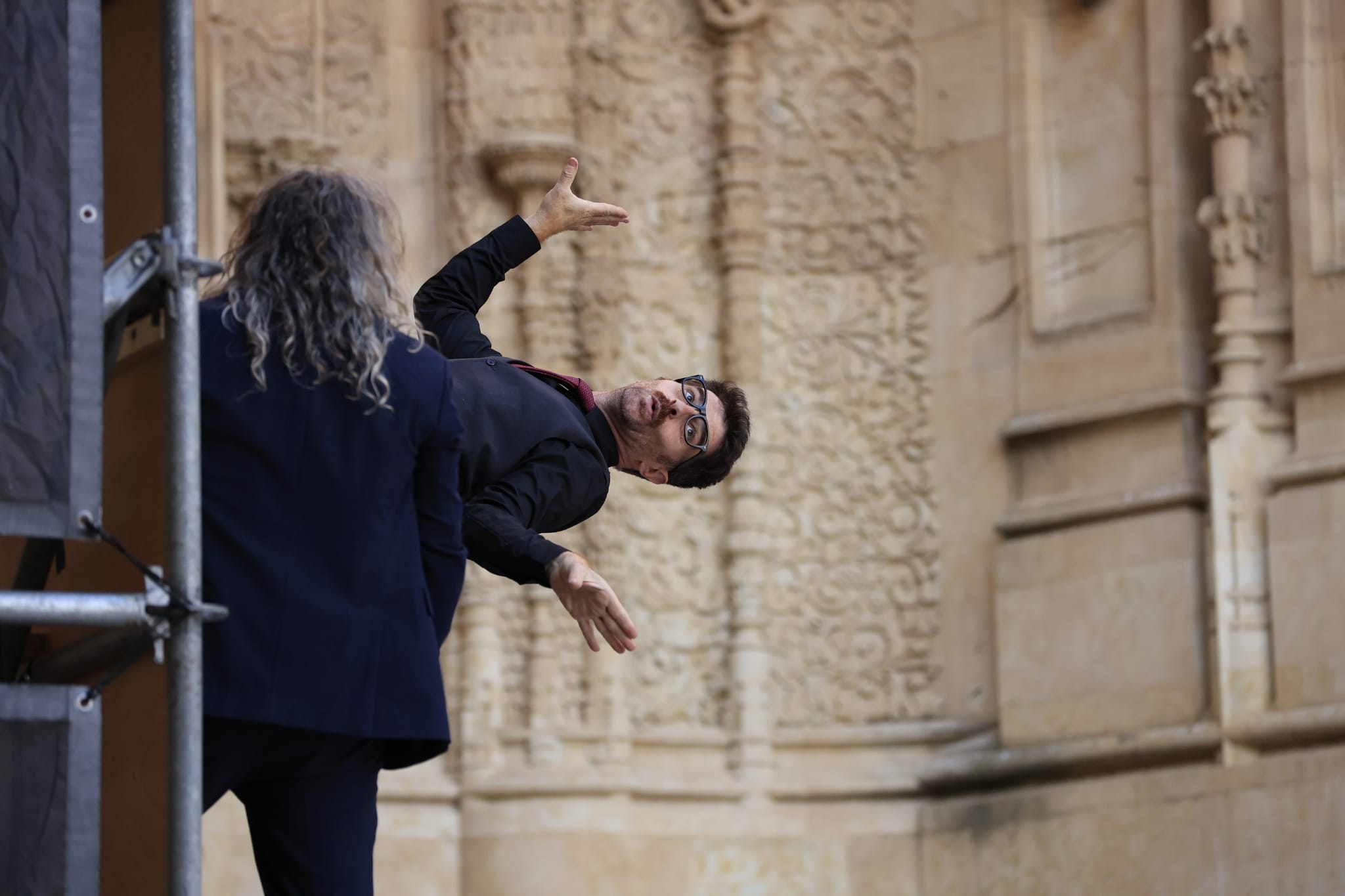 Acrobacias y saltos imposibles en un Patio Chico a reventar