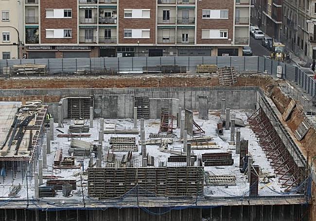 Obras del subterráneo del parque de Garrido.