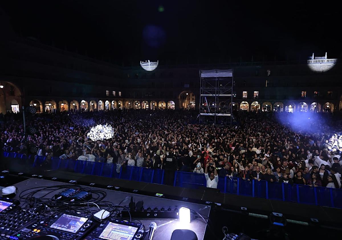 Plaza Mayor de Salamanca durante el concierto de Los40Session