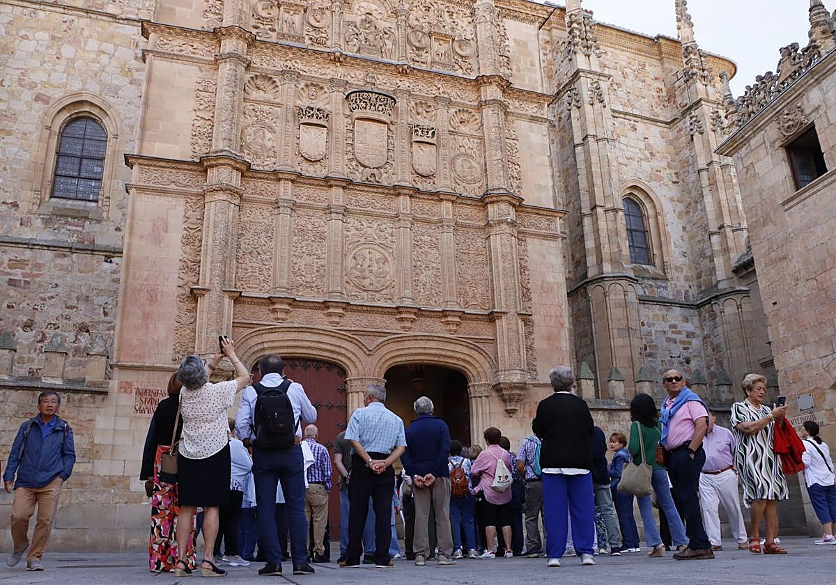 Más de 3.000 visitas a la USAL en la Jornada de Puertas Abiertas organizadas por el Ayuntamiento