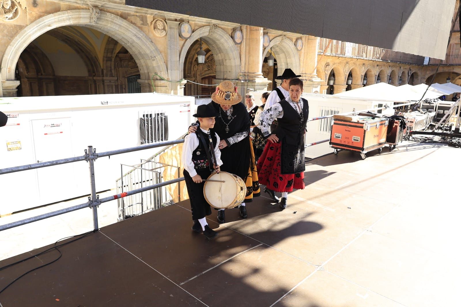 Los charros se reunen en torno a la tradición en el Día del Tamborilero en Salamanca
