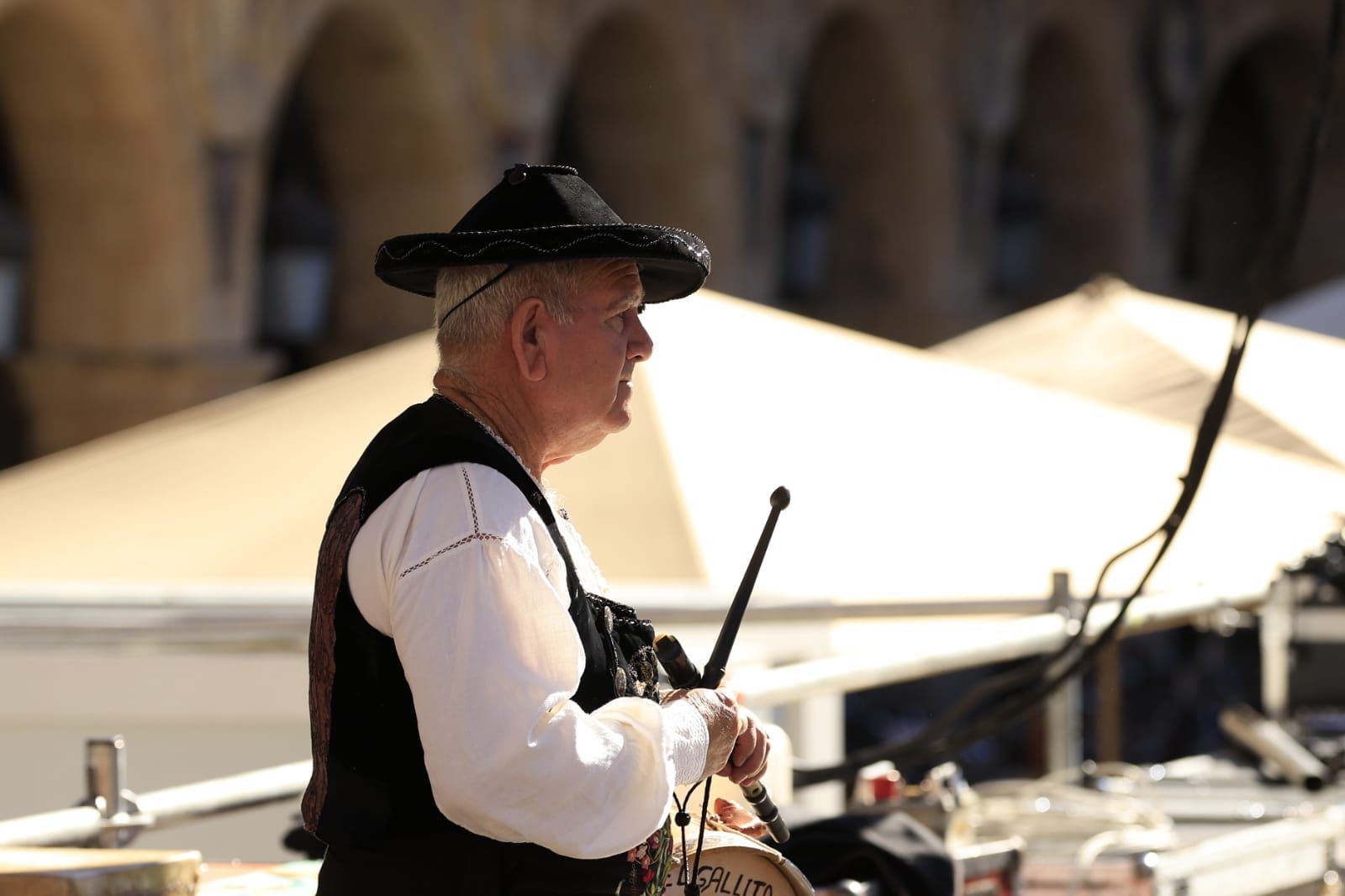 Los charros se reunen en torno a la tradición en el Día del Tamborilero en Salamanca