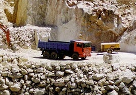 Trabajos en una mina en una imagen de archivo.