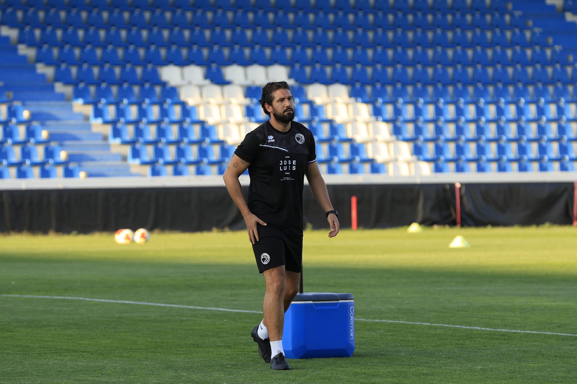 En imágenes, el entrenamiento del primer equipo de Unionistas a las órdenes del entrenador del Juvenil A